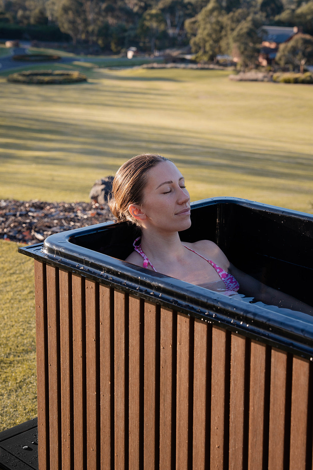 NØRD Ice Bath, Cold Plunge